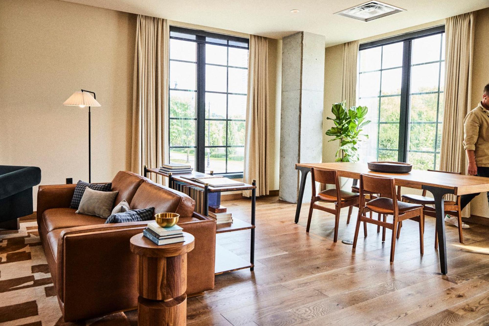 The Junto Hotel Кълъмбъс Екстериор снимка