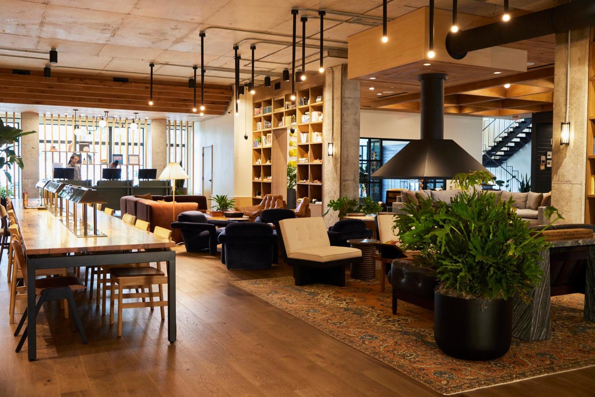 The Junto Hotel Кълъмбъс Екстериор снимка