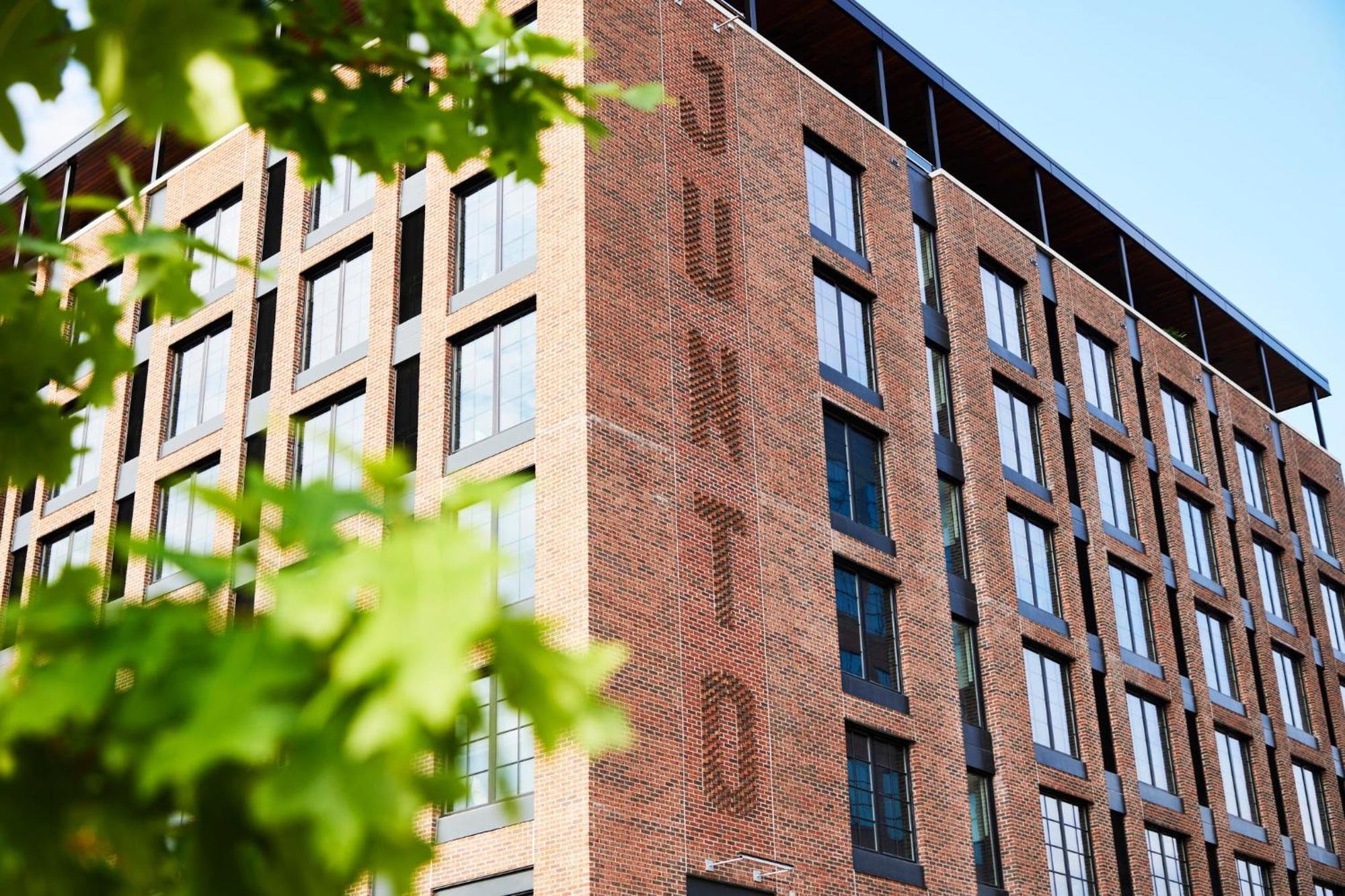 The Junto Hotel Кълъмбъс Екстериор снимка